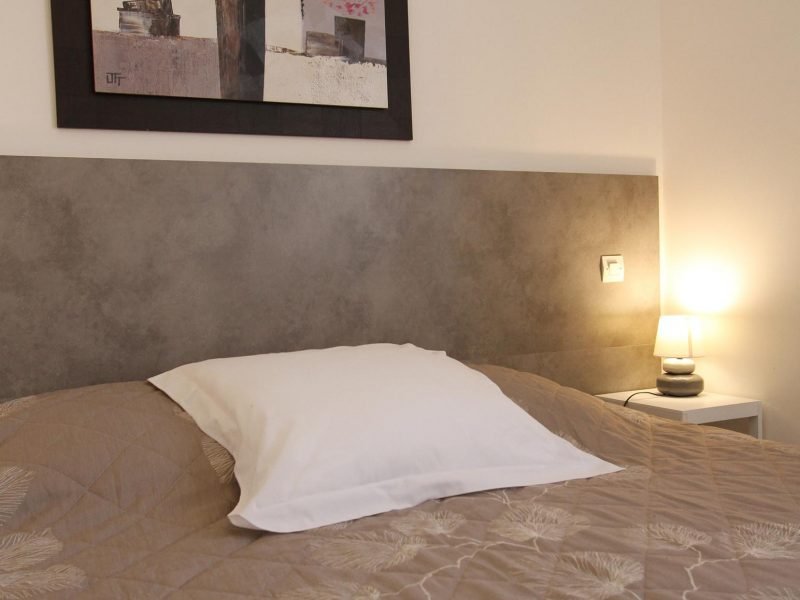 304705-Chambre-02.jpg